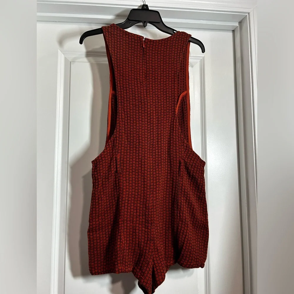 Free‎ People Mod Mini Chic Red and Black Romper (Belt not included)